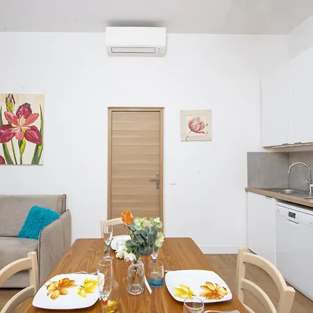 Barel - Cosy 2 Pieces En Plein Coeur De Menton Apartment Exterior photo